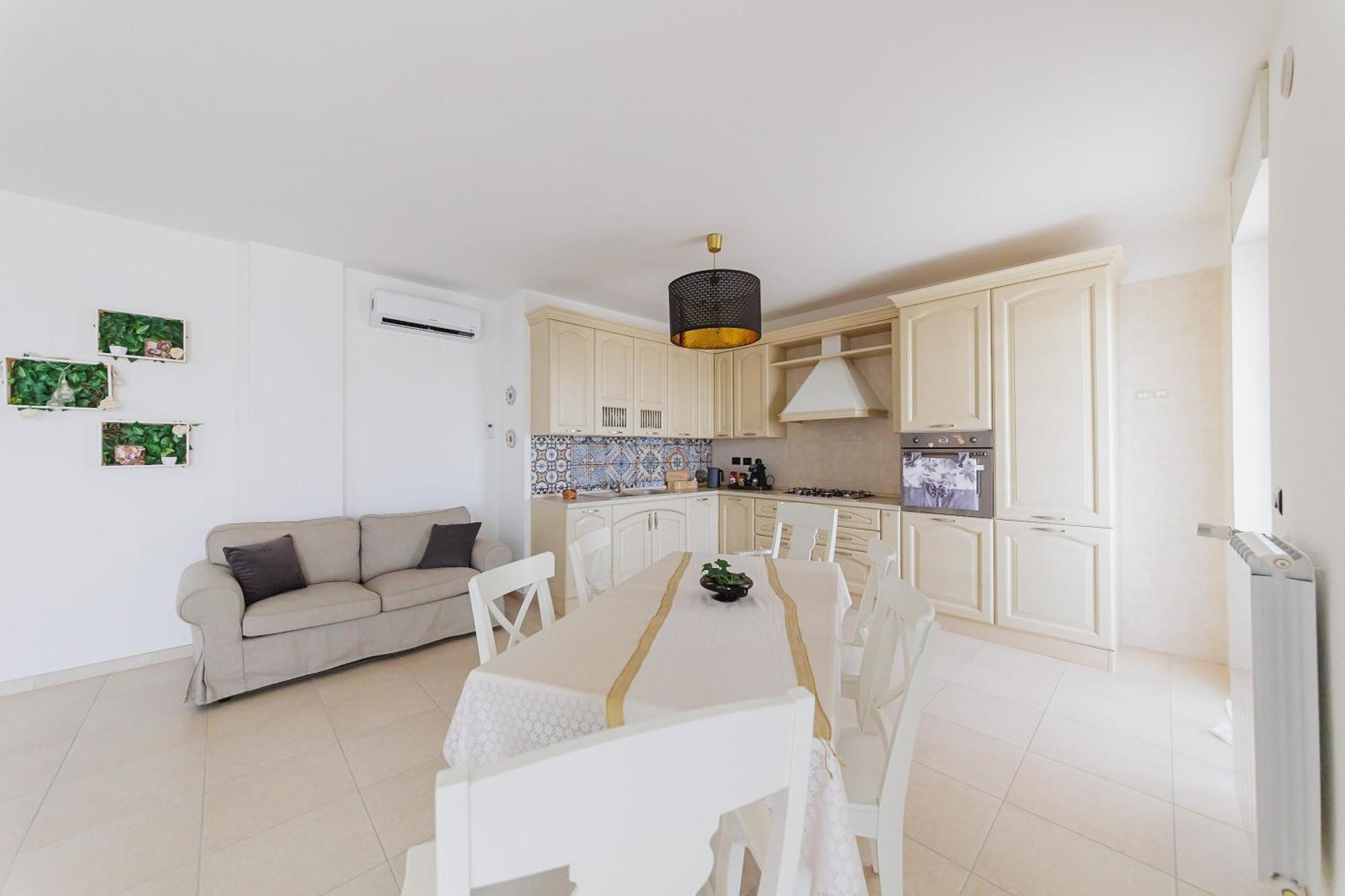 Swamyhome Aereoportobaripalese Bitonto Exterior photo